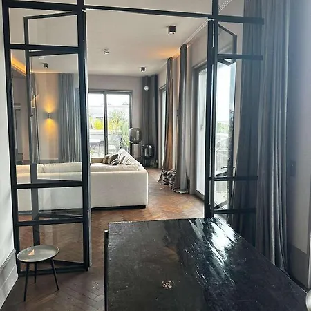 Luxus Penthouse Am Viktoria-luise-platz